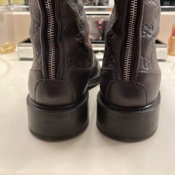 GUCCI GUCCISSIMA LeatherMAUD BACK ZIP RIDING BOOTS - Picture 14 of 15